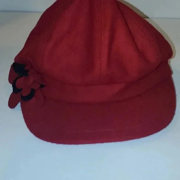 BETMAR RED WOOL ADJUSTABLE CAP BERET WITH FLOWER NWT - Picture 3 of 10
